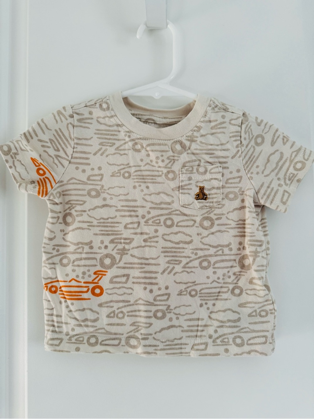 Baby Gap (6-12 mo.)Cream Graphic Racecar Pocket Tee